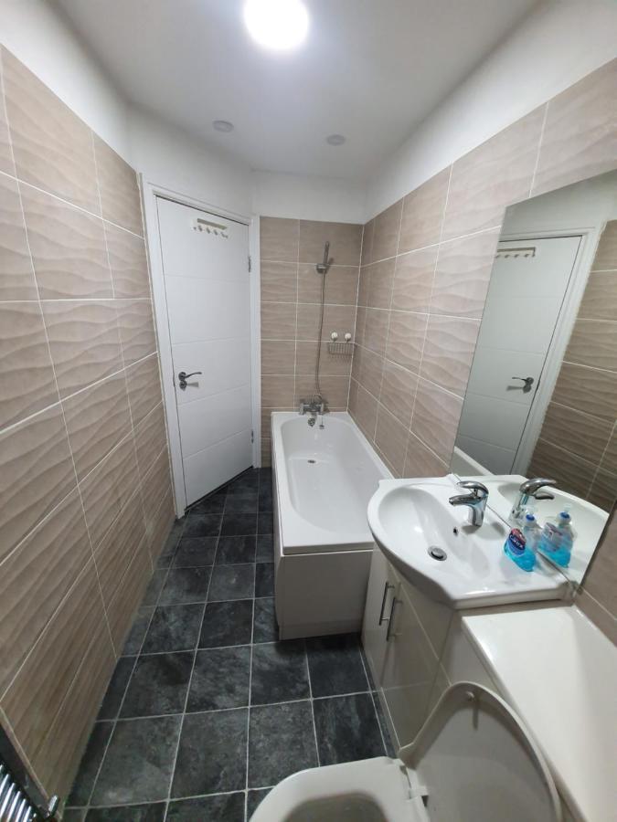 Beautiful Rooms Shaw St And Pine St Bury  Ngoại thất bức ảnh