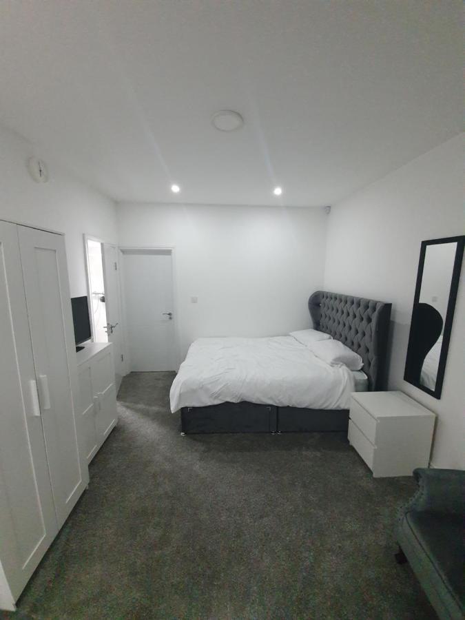 Beautiful Rooms Shaw St And Pine St Bury  Ngoại thất bức ảnh