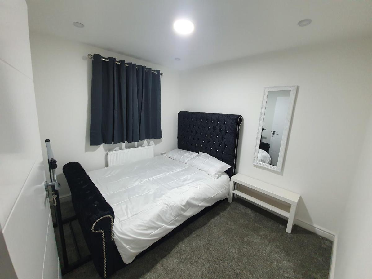 Beautiful Rooms Shaw St And Pine St Bury  Ngoại thất bức ảnh