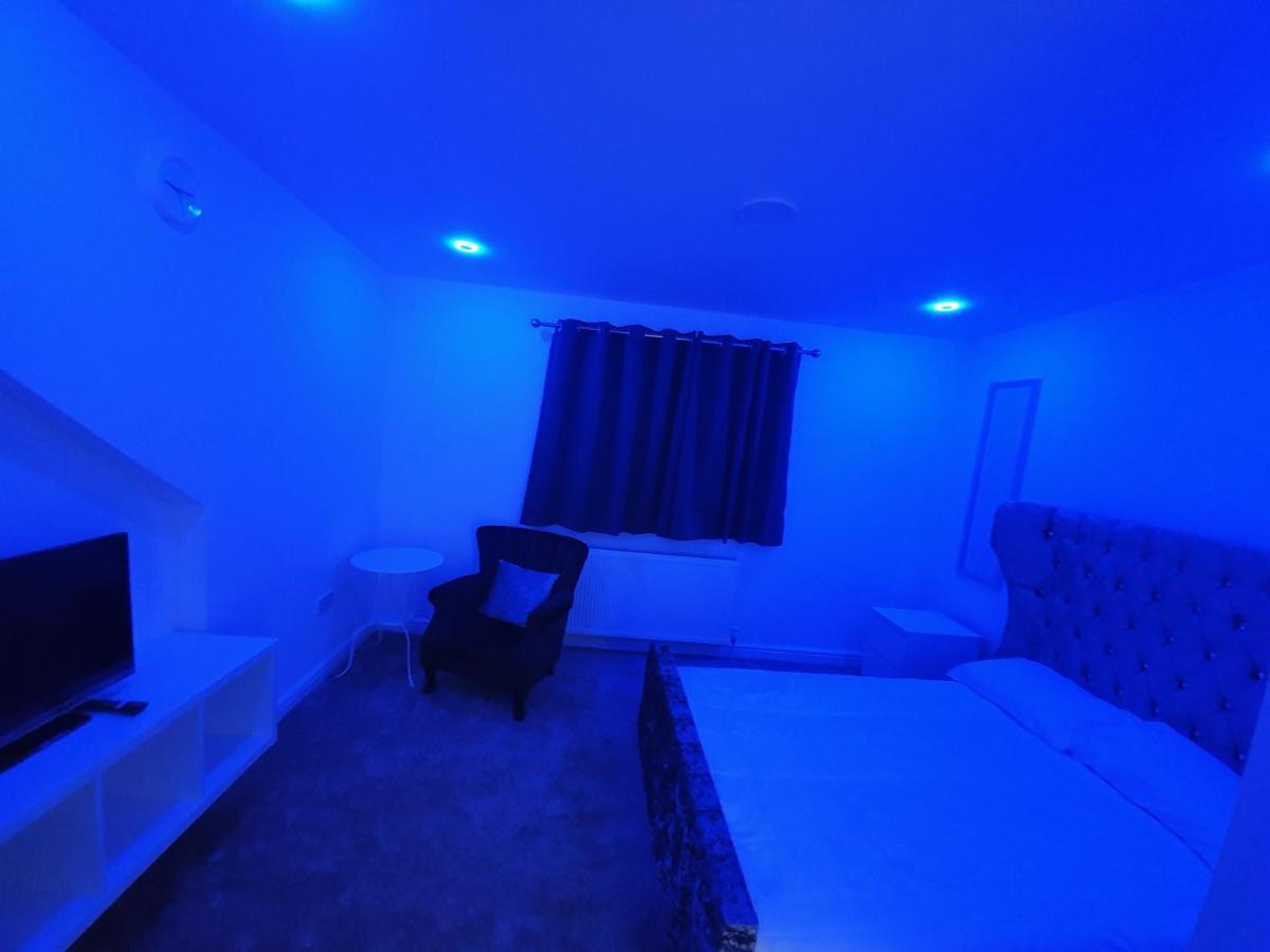 Beautiful Rooms Shaw St And Pine St Bury  Ngoại thất bức ảnh